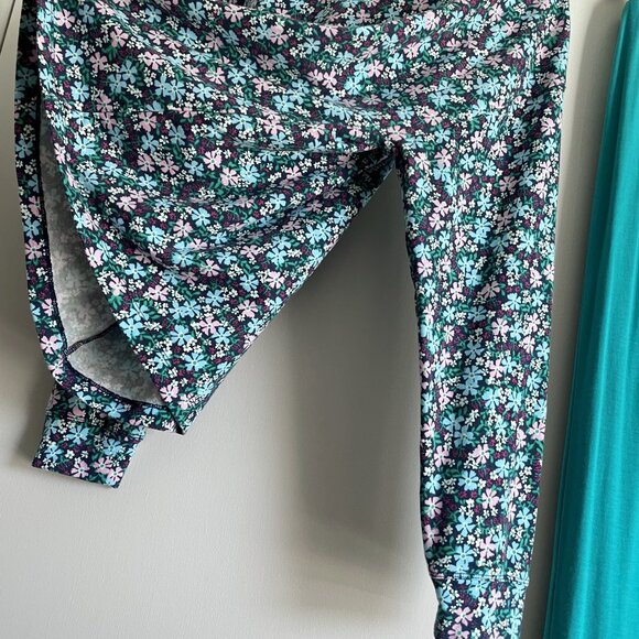 J. Crew Floral French Terry Sweatshirt Size L Blue Green NWOT - Picture 13 of 14